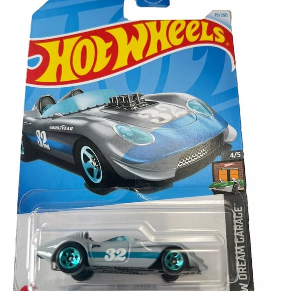 Hot Wheels HW DREAM GARAGE 4/5 Glory Chaser Blue Rim 79/250 Mattel Diecast - Picture 6 of 8
